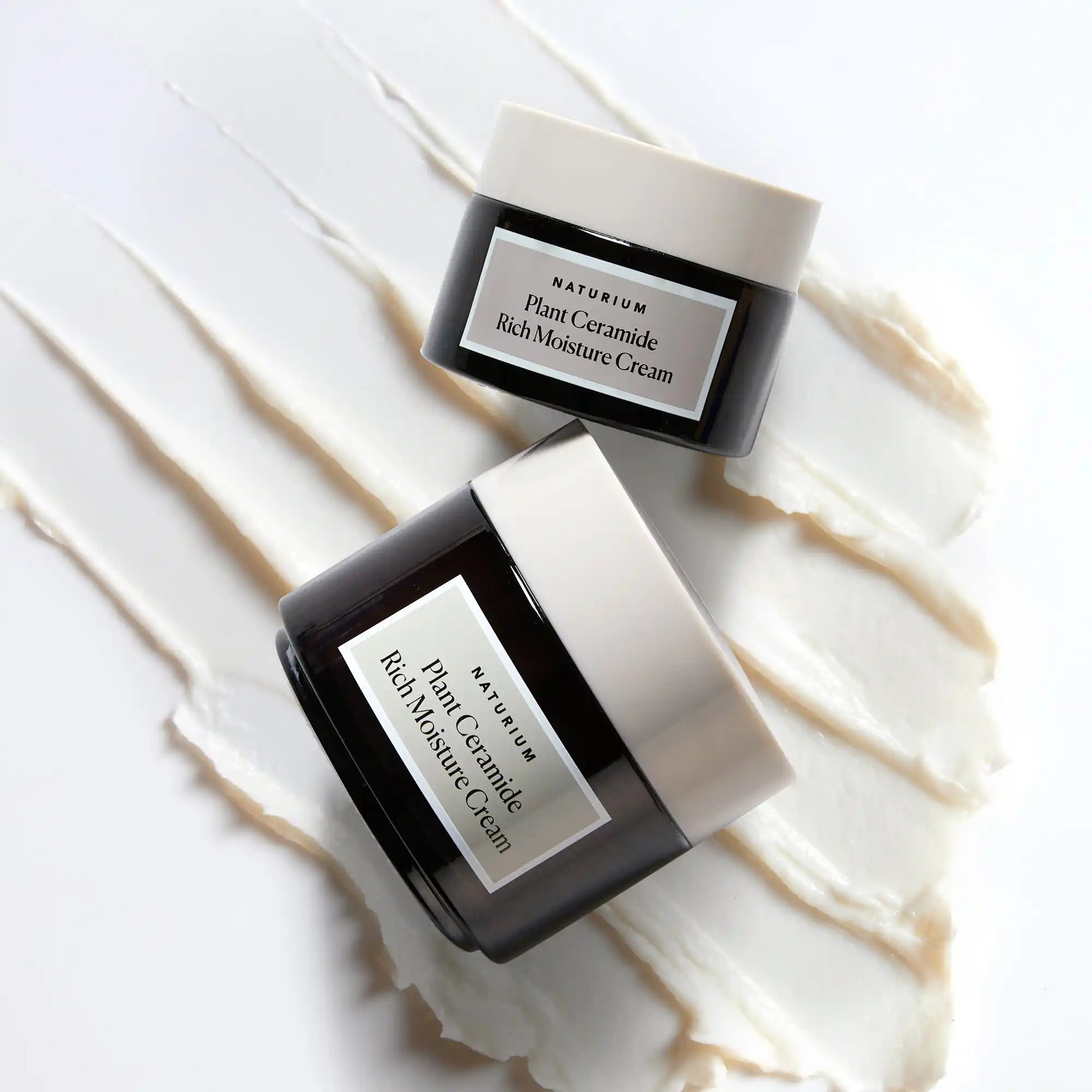 plant-ceramide-rich-moisture-cream-jumbo-c6 11_18_2021_Naturium0575-crop.webp