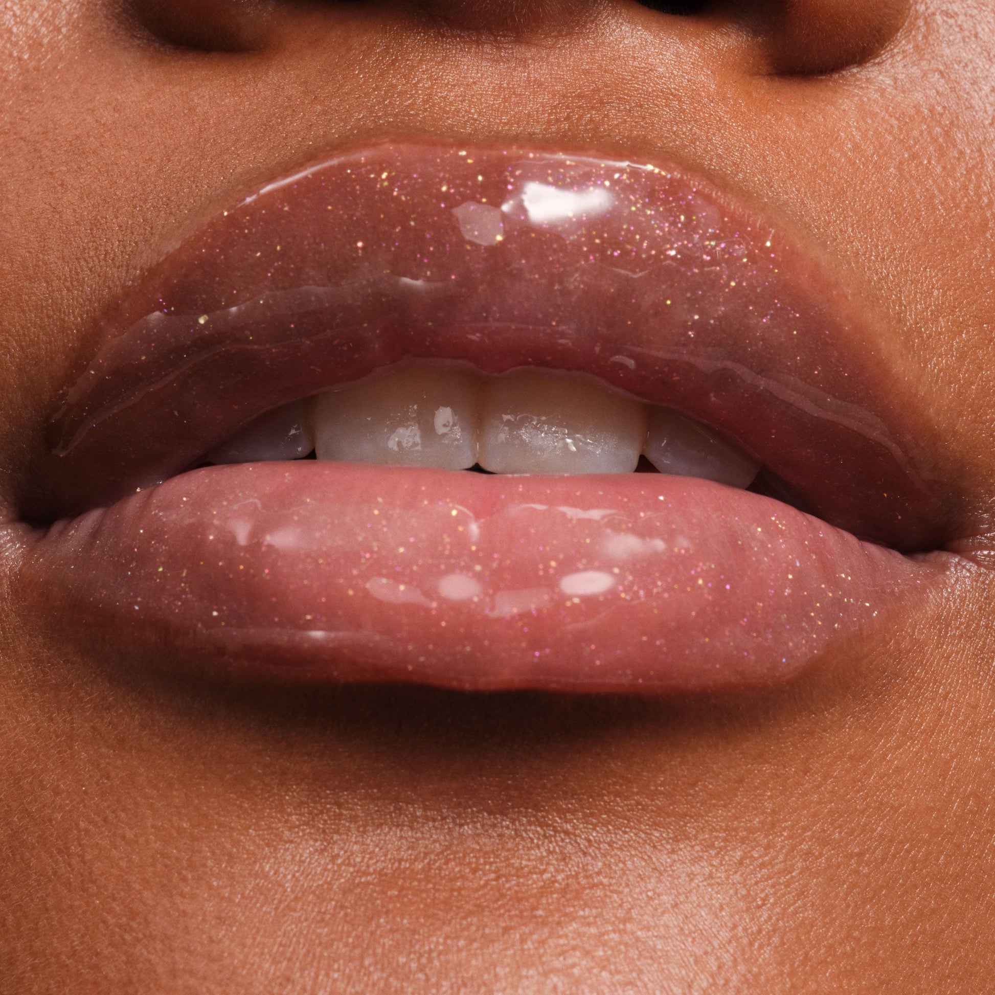 phyto-glow-lip-balm-shimmer-stardust-i7 NATR-10131-Phyto-Glow-Lip-Hover-Stardust.jpg