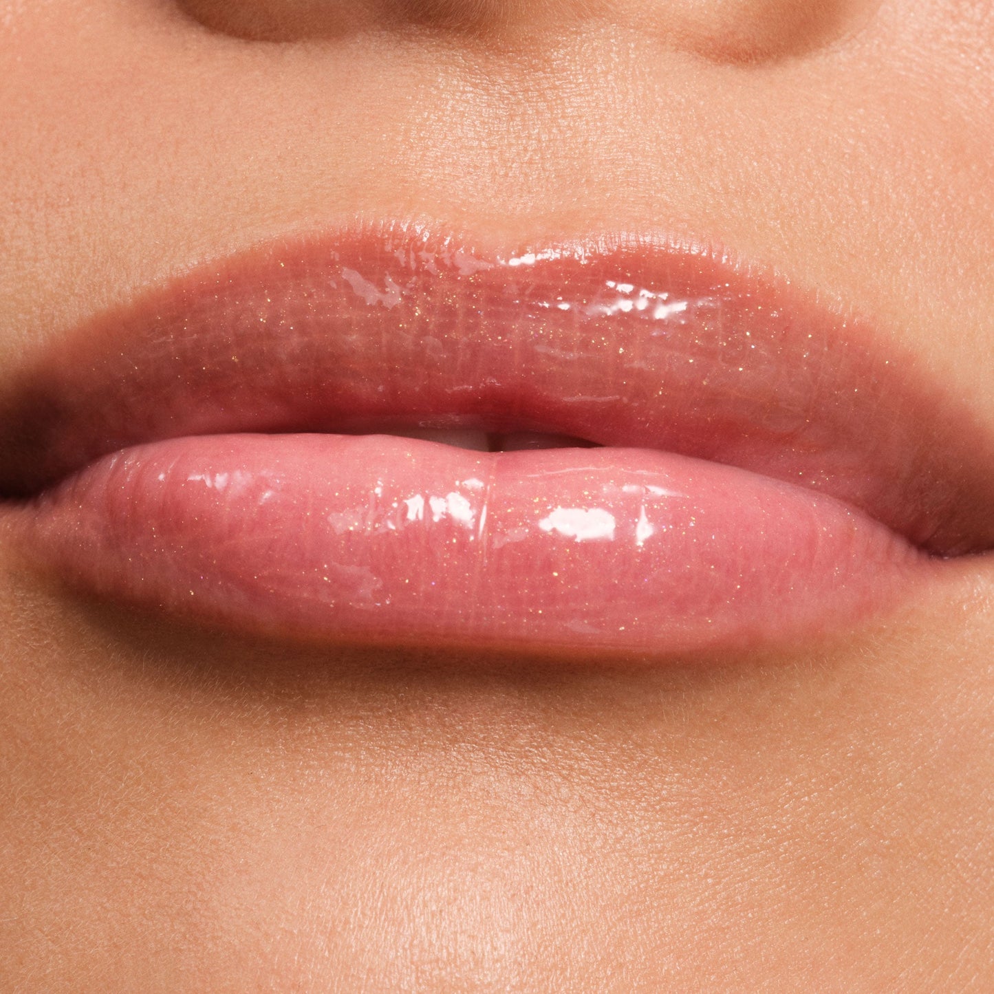 phyto-glow-lip-balm-shimmer-cosmic-m4 NATR-10134-Phyto-Glow-Lip-Hover-Cosmic.jpg