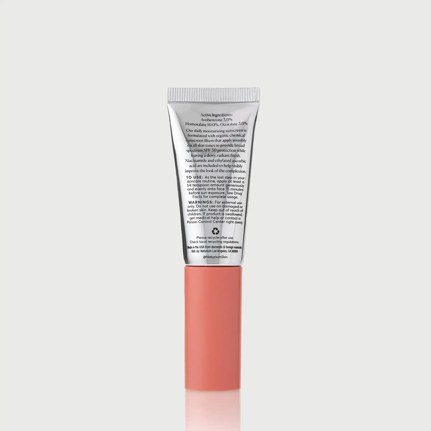 dew-glow-moisturizer-spf-50-travel-size-x9 NATR-10157_Dew-Glow-Moisturizer-SPF-50-Mini_back_capon_bonebkgd_d7cb9bbb-e294-42e2-8d5a-28c73c09b5b5.webp